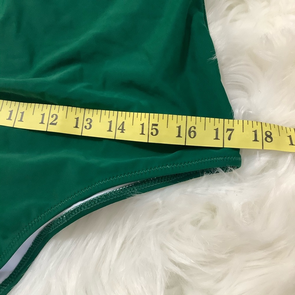 NEW Green Banana Leaf Twist-Front One-Piece Swimsuit Size XL - Picture 9 of 13
